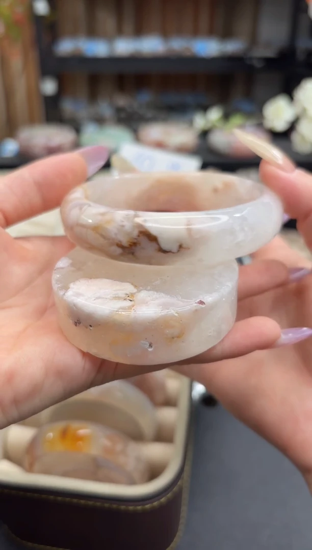 未镶嵌手镯石英质玉A367(63圈赠送镯心)