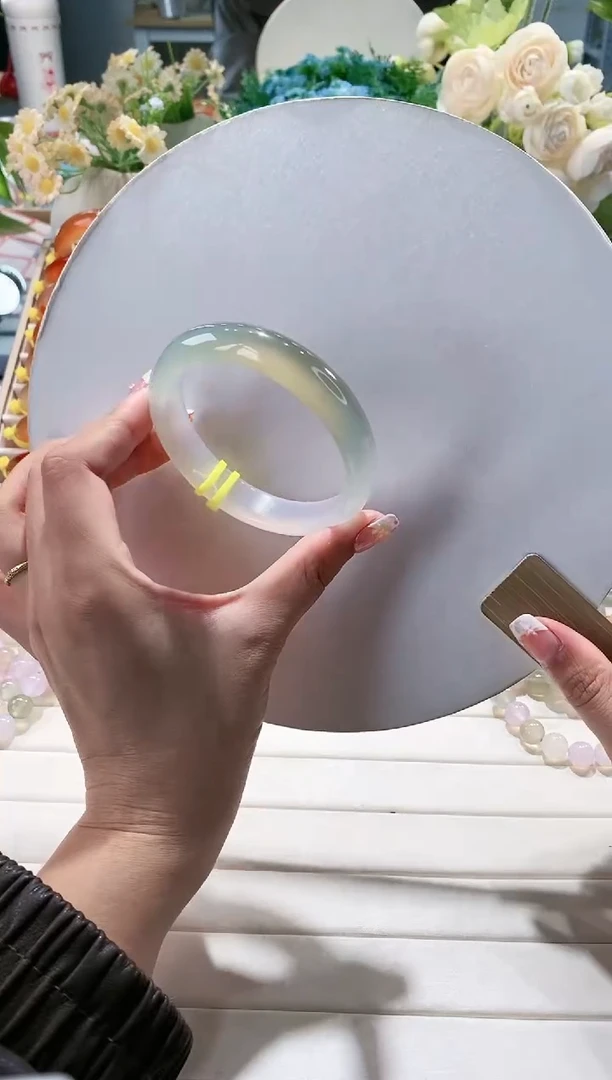 手镯玛瑙/玉髓未镶嵌55-60..8