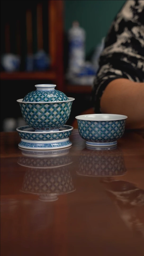 空山明月新斗彩铜钱纹
