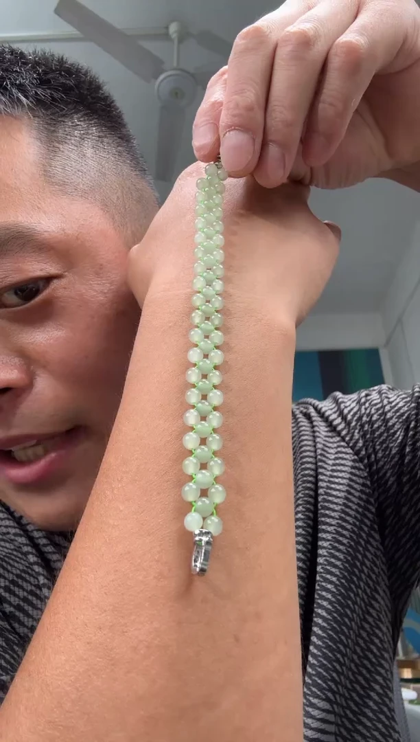 和田玉未镶嵌颈饰手串