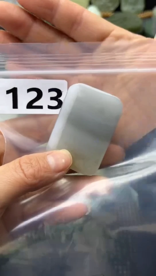 未镶嵌和田玉珠宝半成品牌子