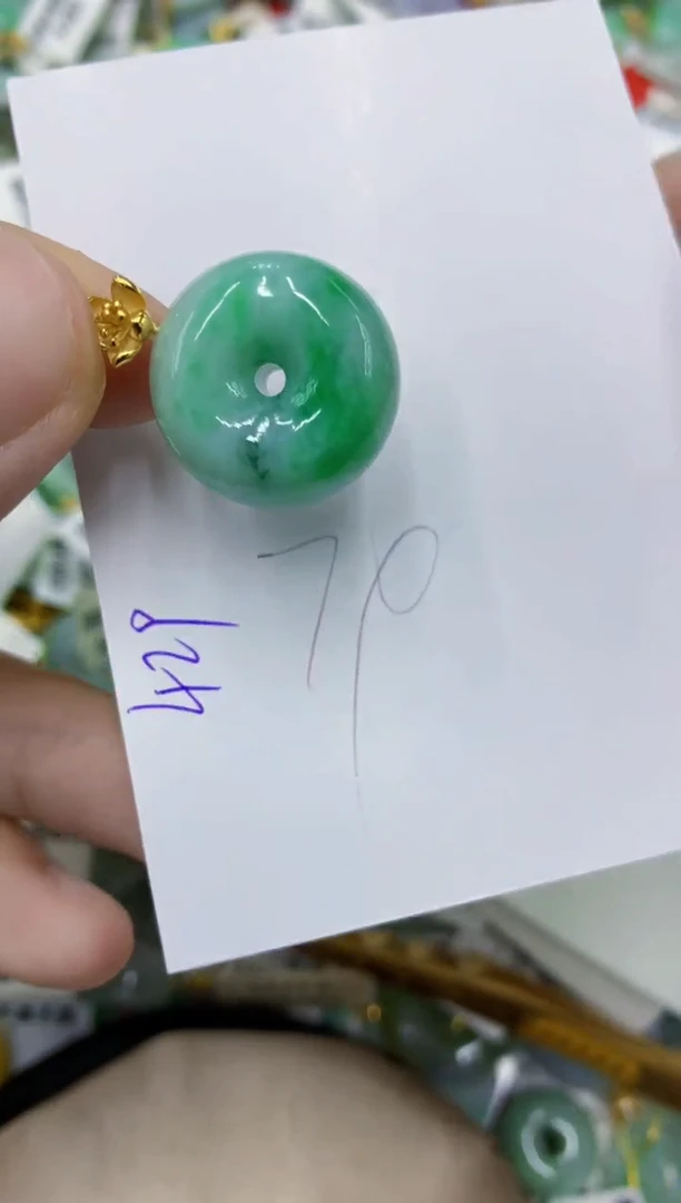 翡翠未镶嵌颈饰111111111111
