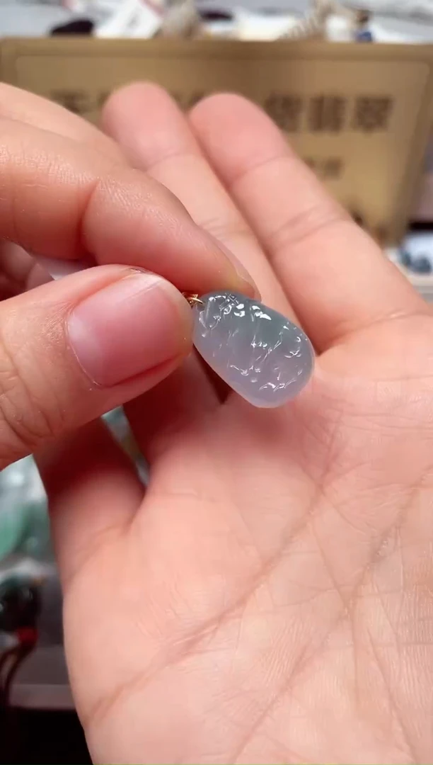 颈饰未镶嵌翡翠天然缅甸翡翠A货