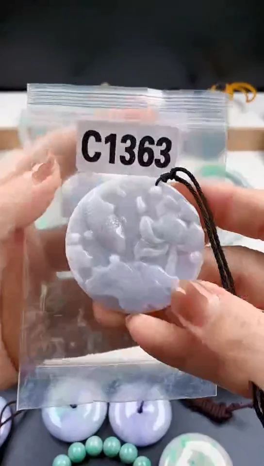 颈饰未镶嵌翡翠天然翡翠吊坠挂件