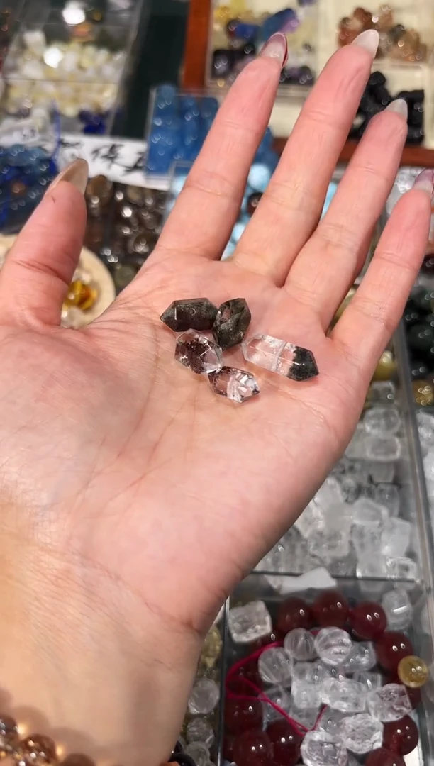 【闪购商品】水晶手串合金D96幽灵双尖单个