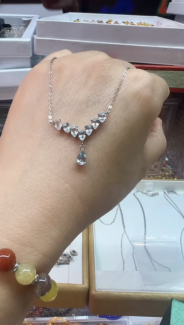 银S925镶嵌颈饰海蓝宝石1120m013多样性发一