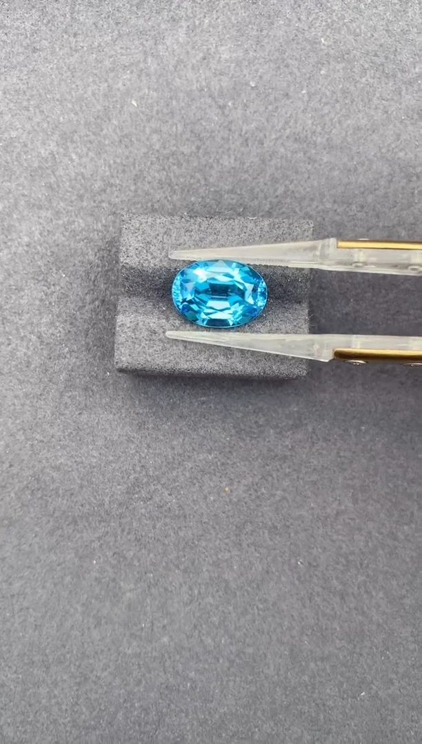 托帕石裸石6.9ct托帕石  GE