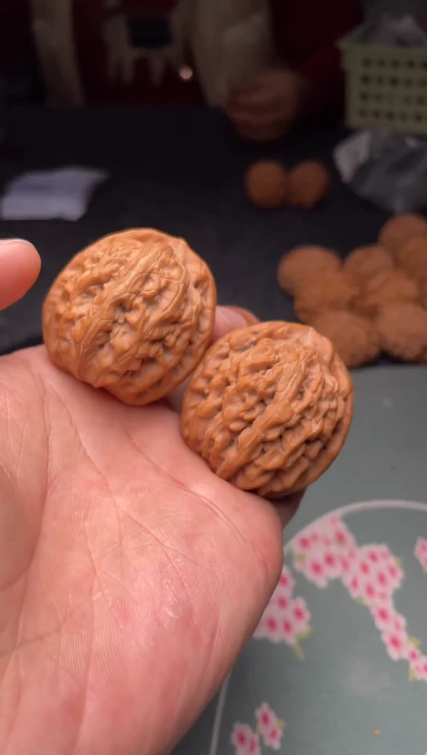 把件文玩核桃a236   红锦鲤    38尺