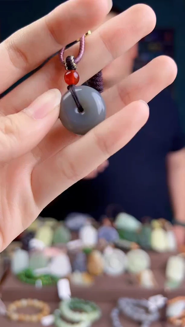 和田玉未镶嵌颈饰多样性发货   拍一单发一个