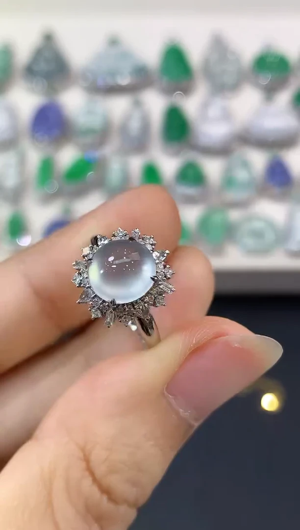 18K金镶嵌戒指翡翠B186