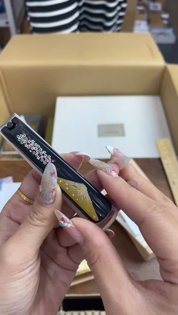 【闪购商品】瓷片隆莲瓷器欢迎大家