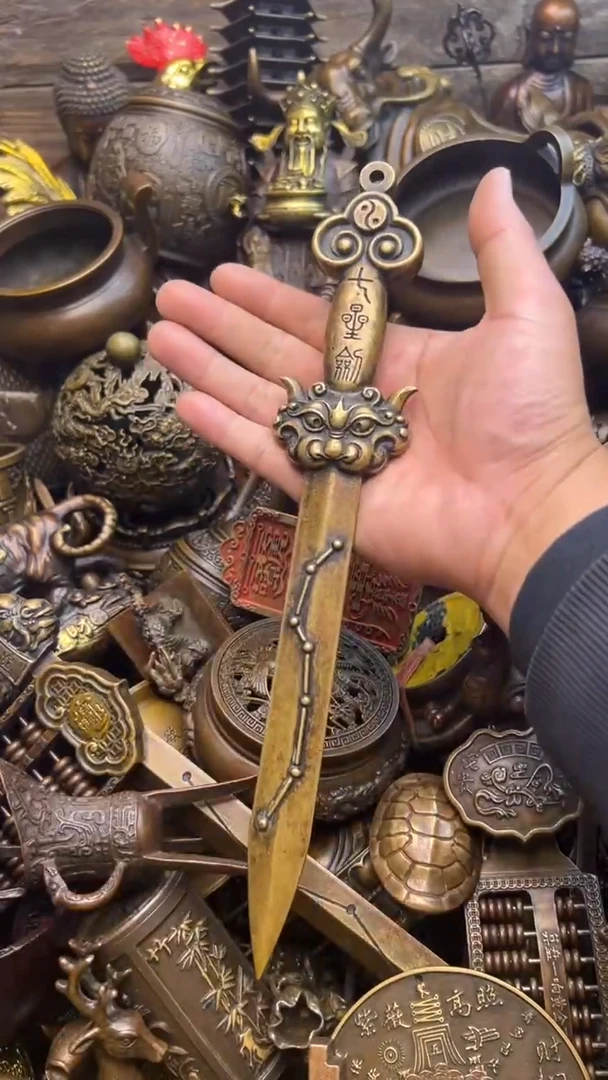 精美铜器，点击下单