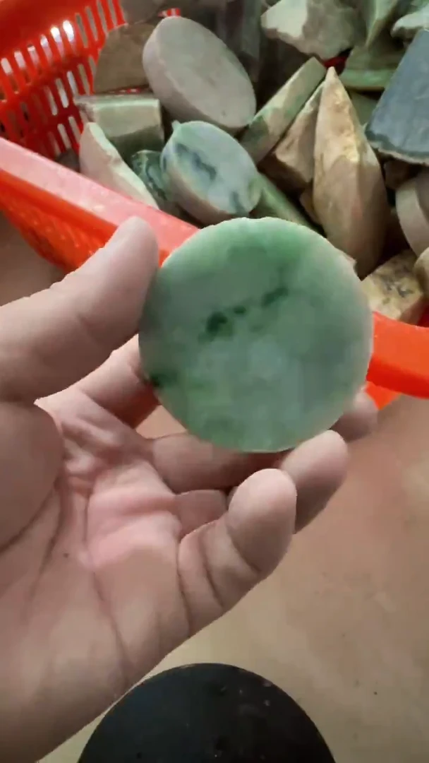 【闪购商品】翡翠颈饰未镶嵌165天然翡翠