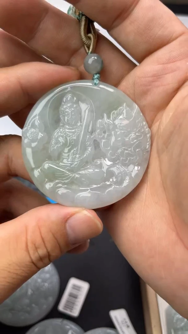 颈饰未镶嵌翡翠刘**三天然翡翠