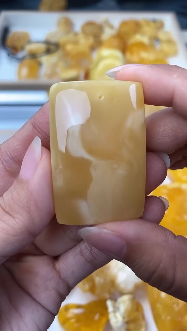 未镶嵌琥珀裸石天然琥珀蜜蜡