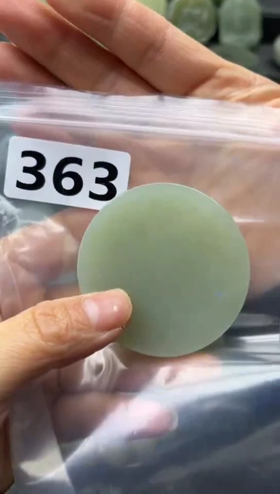 未镶嵌和田玉珠宝半成品镯芯