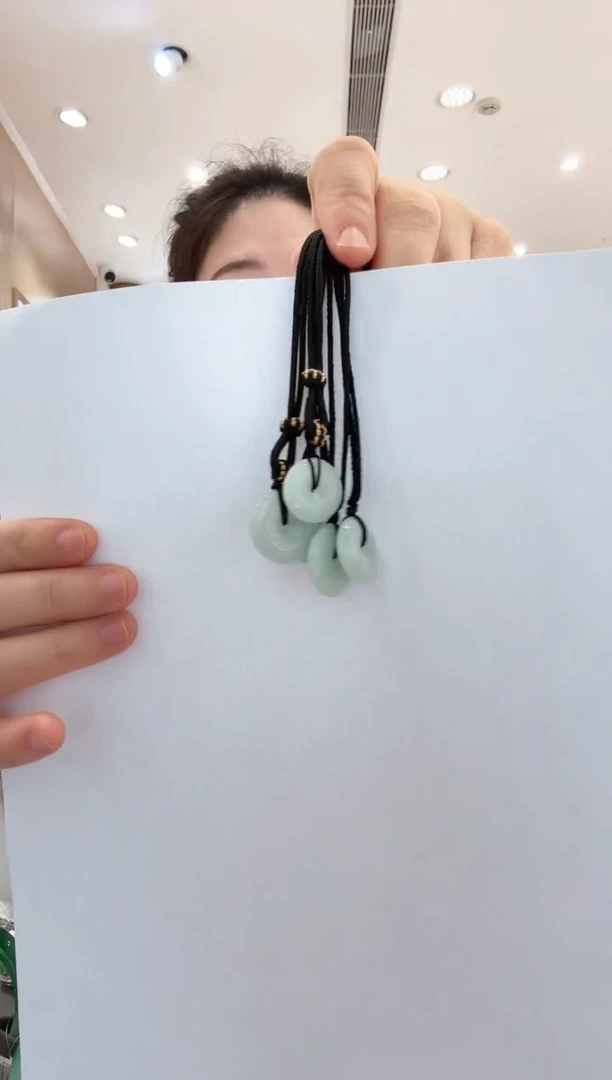 翡翠未镶嵌颈饰25多样性发一