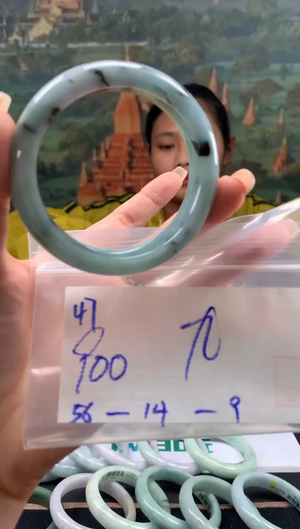 翡翠手镯未镶嵌翡翠手镯 下单联系小耳机#47