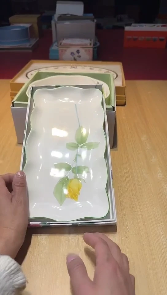 瓷片生活的本意是开心啊@@1