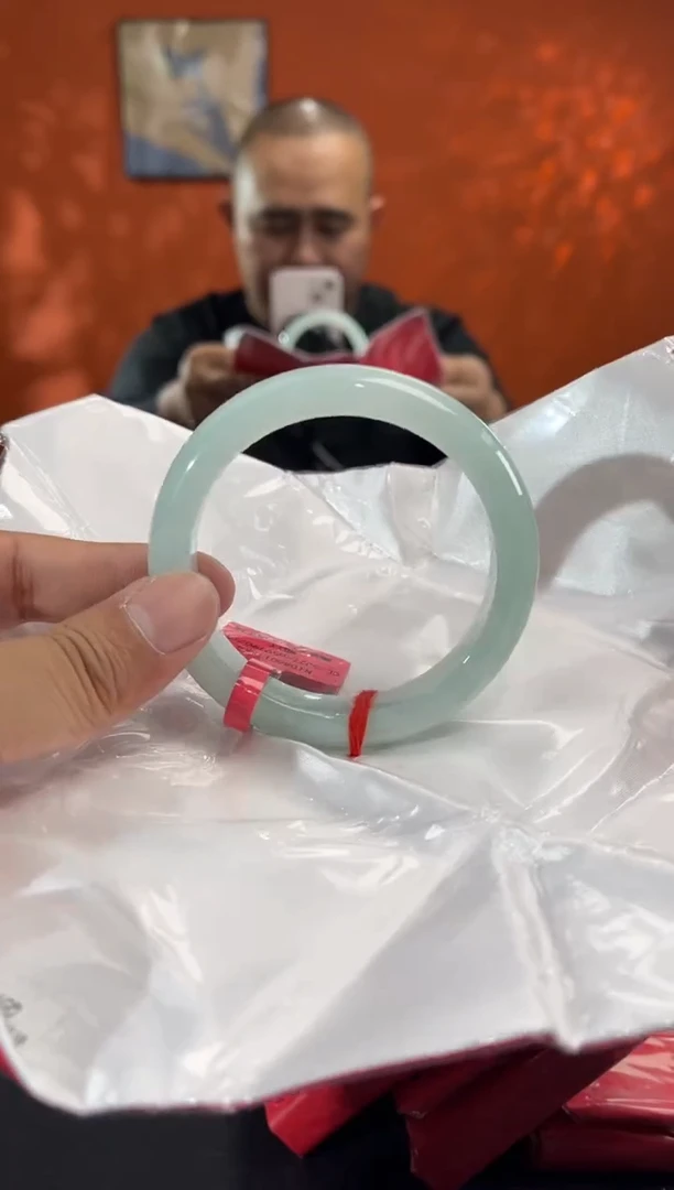 未镶嵌手镯翡翠12