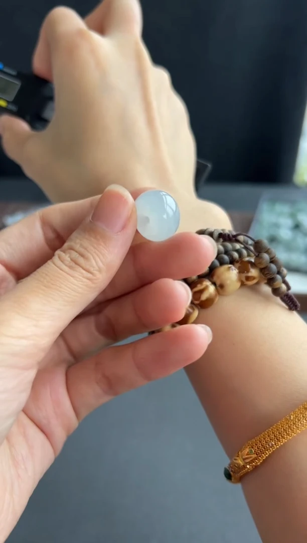 翡翠未镶嵌吊坠(不含链)403买断