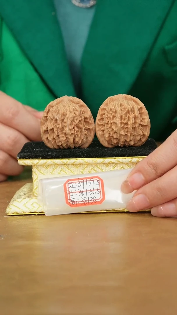 把件文玩核桃一代楼