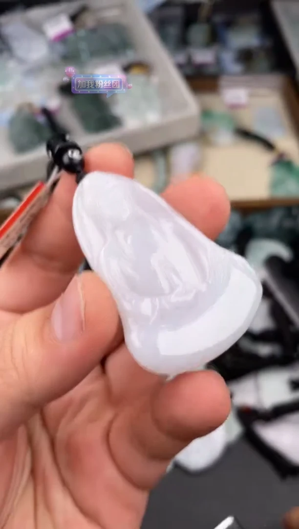 【闪购商品】翡翠颈饰未镶嵌  天然翡翠，一物一图