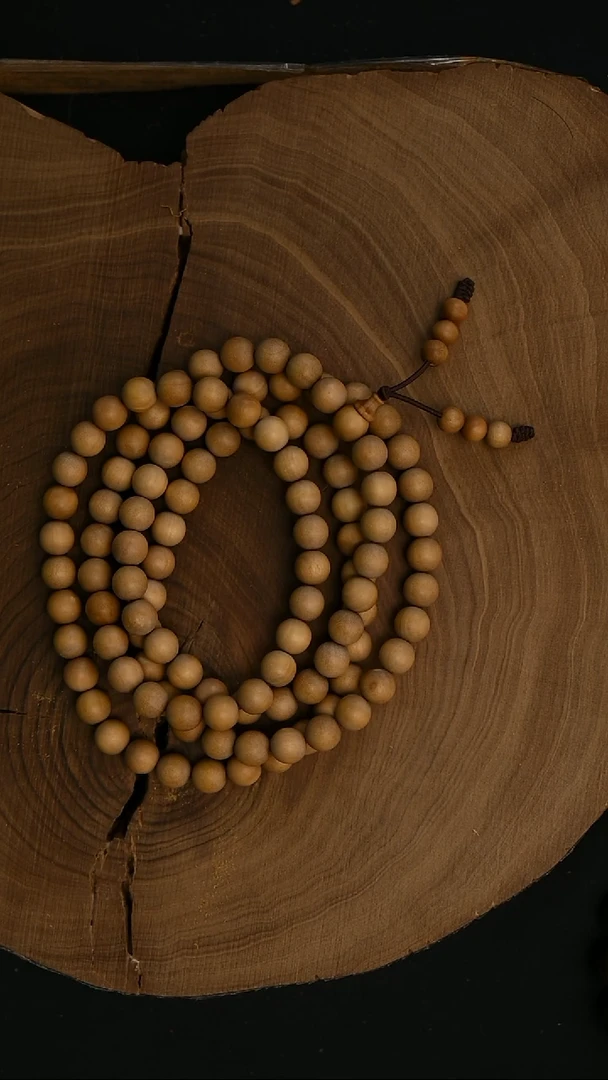 檀香木其他08*108顺纹 沉水多圈 风化料-6