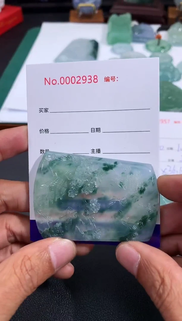 【闪购商品】翡翠颈饰未镶嵌 嘟