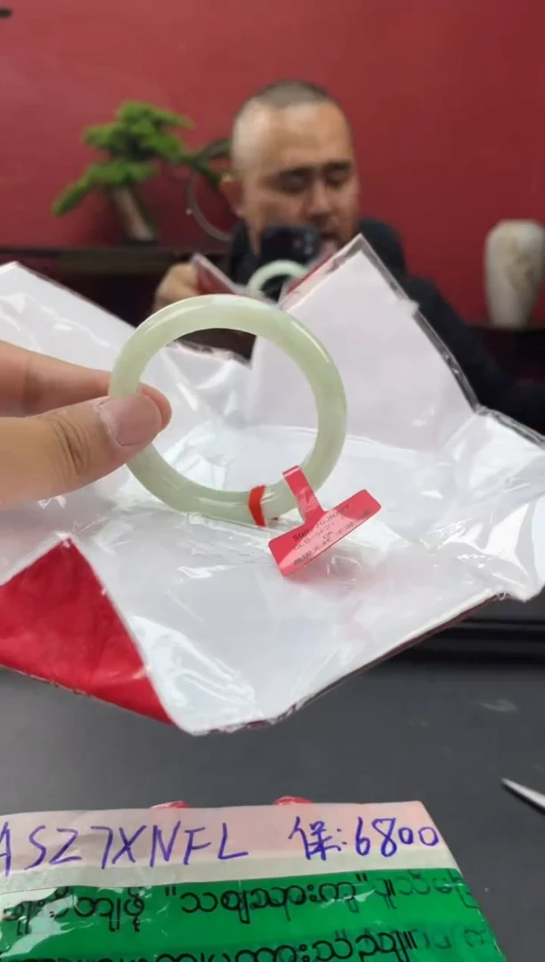 未镶嵌手镯翡翠翡翠手镯3