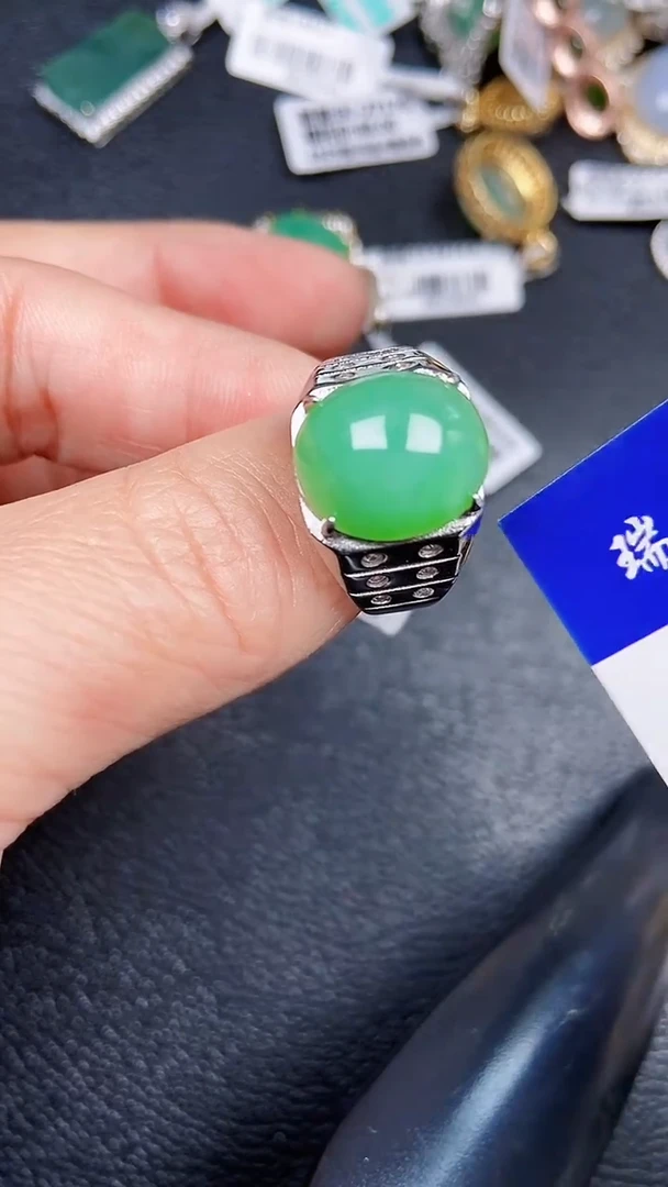 颈饰银S925镶嵌翡翠0073