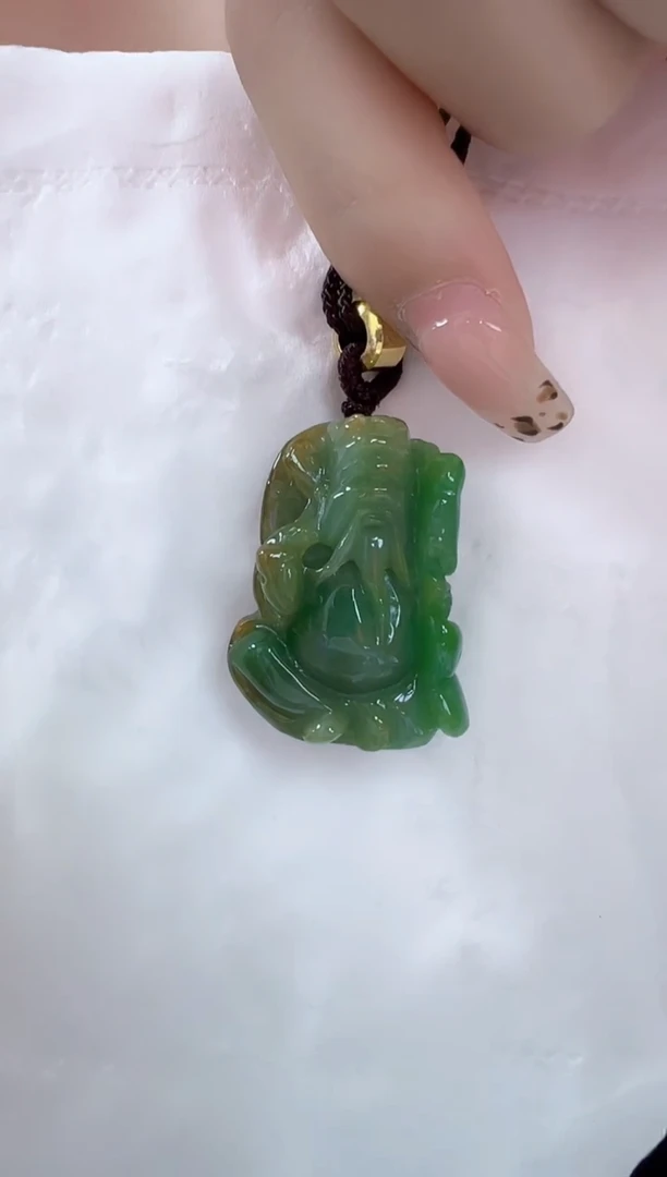 翡翠未镶嵌颈饰财神 孤品 厚12+宽23+高32+
