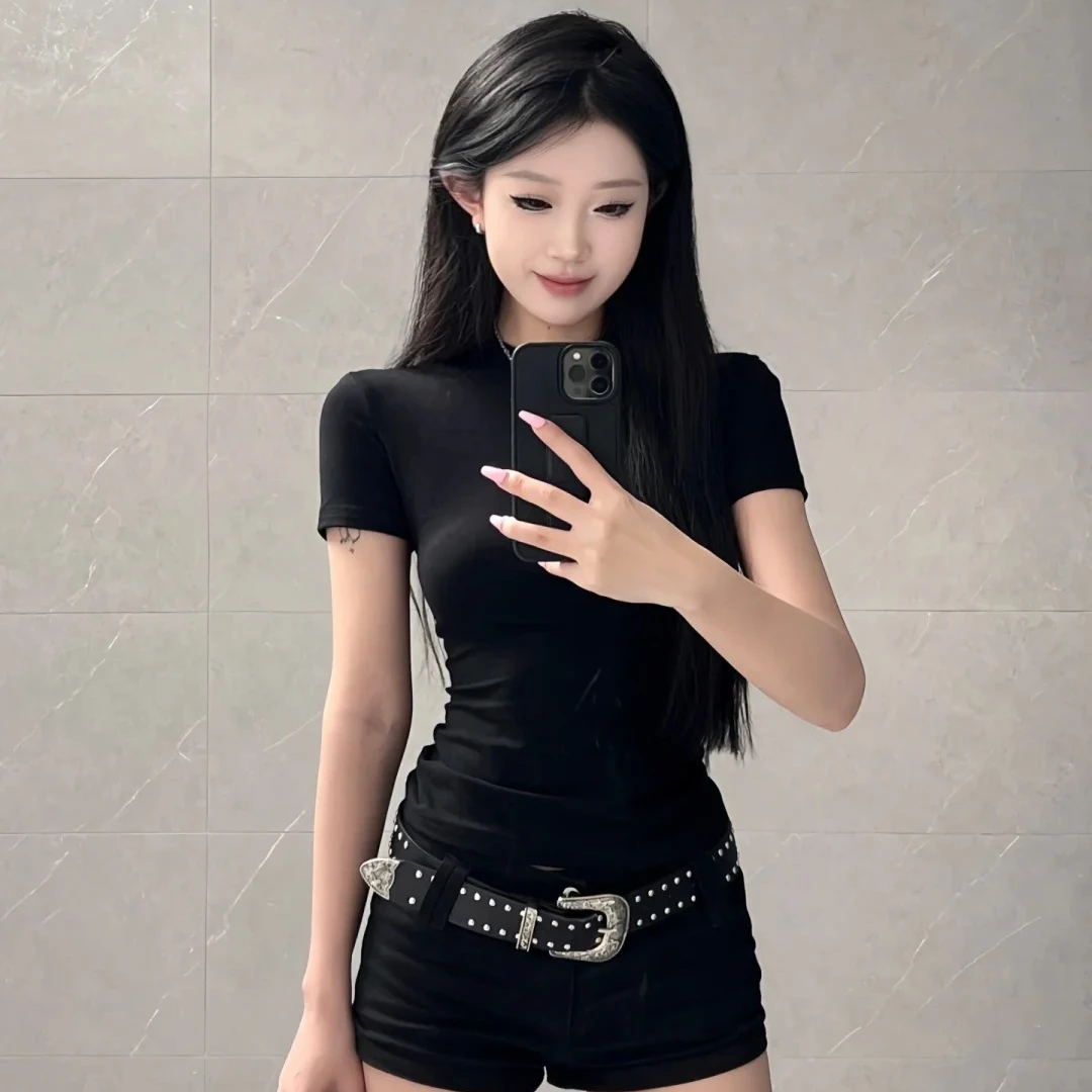 正肩短袖t恤女夏季新款黑白基础舒适圆领短款ins修身显瘦收腰上衣