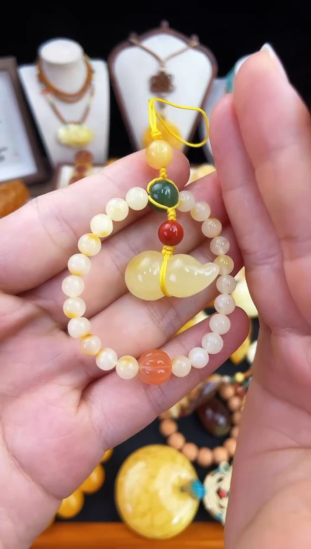 琥珀未镶嵌珠宝奇石柒月