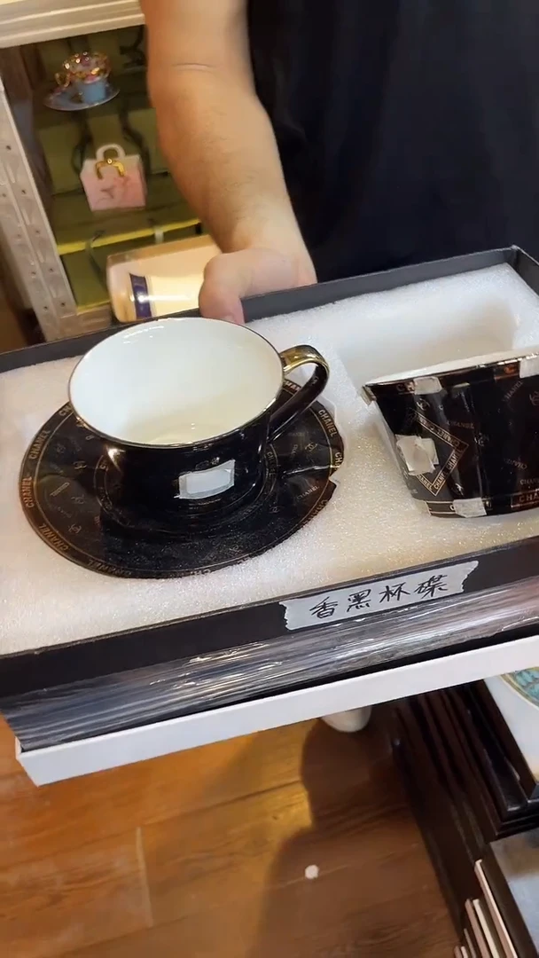 杯鸿辉家品牌瓷器，京东包邮！