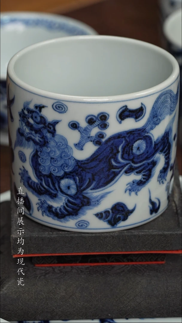 素月明河狮子直口杯
