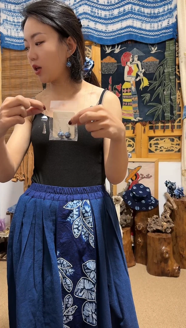 【闪购商品】植物染色扎染工艺耳饰两个