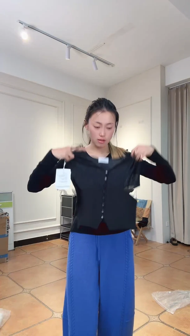 ?****?设计师品牌杂色针织短袖