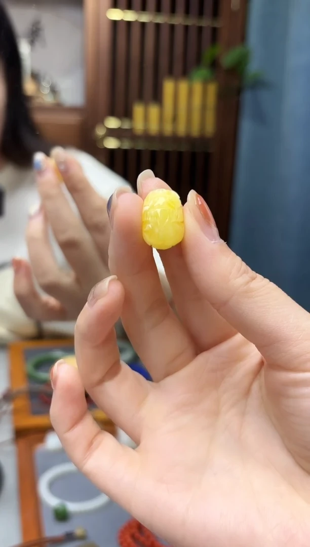裸石蜜蜡未镶嵌蜜蜡貔貅配饰GW