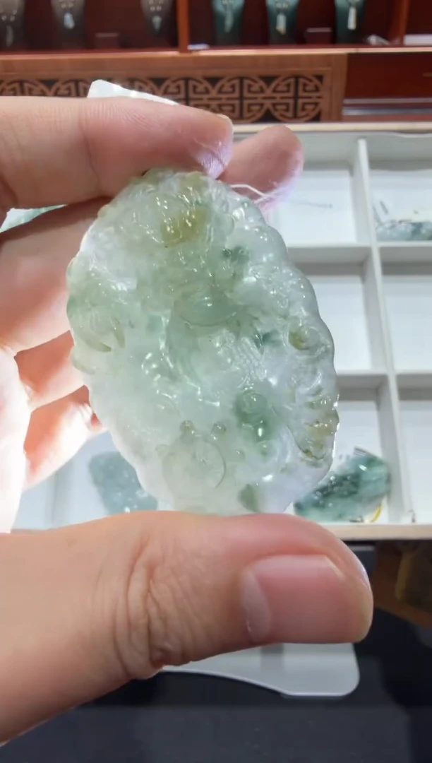 未镶嵌挂件翡翠A货翡翠多样性孤品