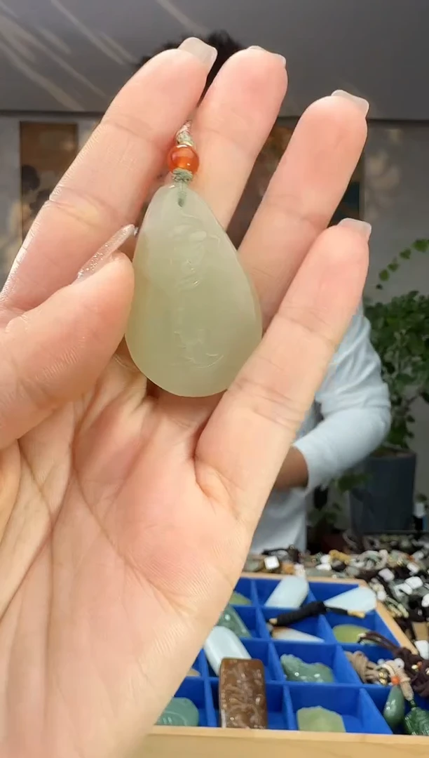 颈饰未镶嵌和田玉拍一发一多样性发货