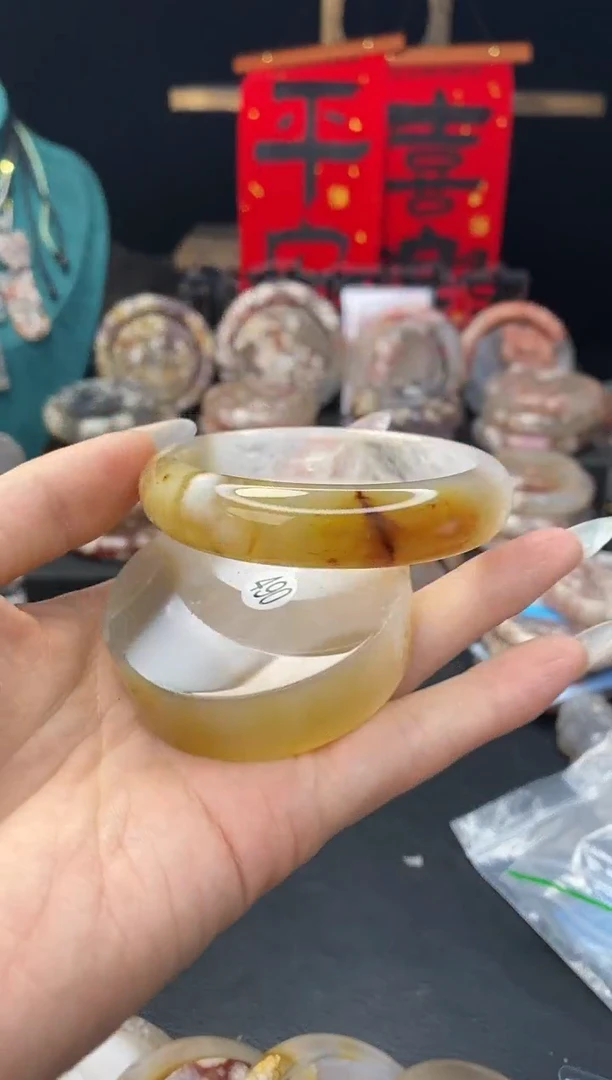 【闪购商品】石英质玉手镯（圆镯）未镶嵌57