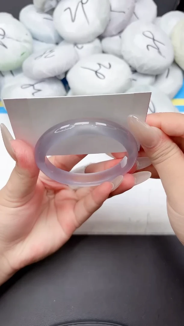 未镶嵌手镯石英质玉190-58.4