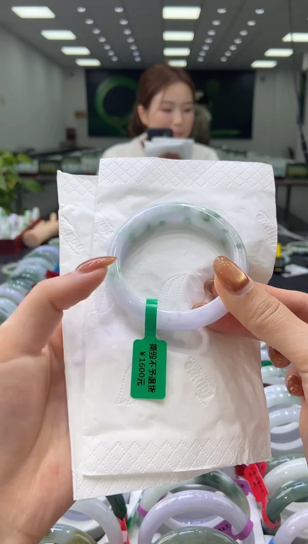 未镶嵌手镯翡翠0040707