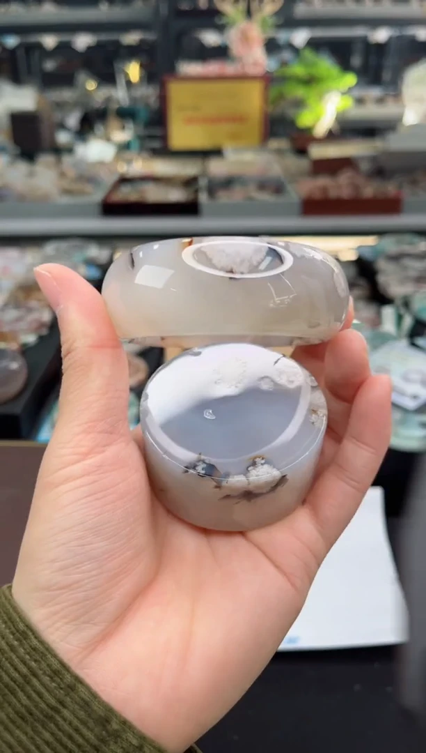 【闪购商品】石英质玉手镯未镶嵌59圈口（赠品镯心）3650350