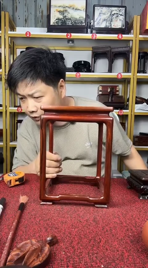 木般****✋魏霞处理款22.5*16CM红酸枝威奥花价