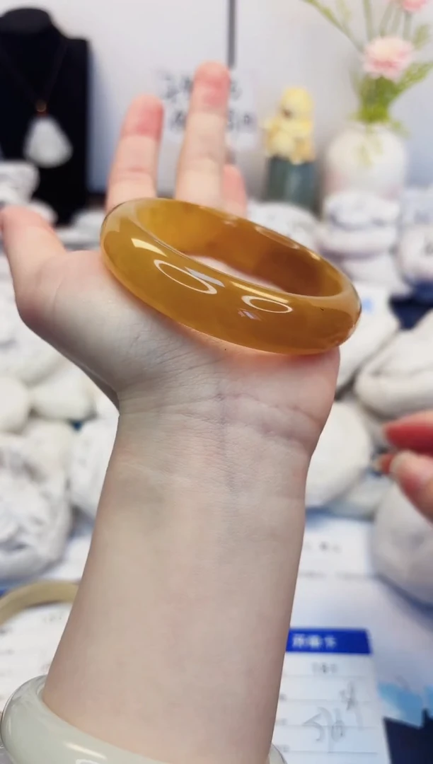 【闪购商品】石英质玉手镯未镶嵌181-财气镯-圈口57