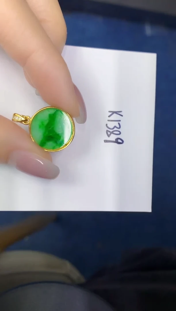 颈饰未镶嵌翡翠缅甸天然翡翠A货