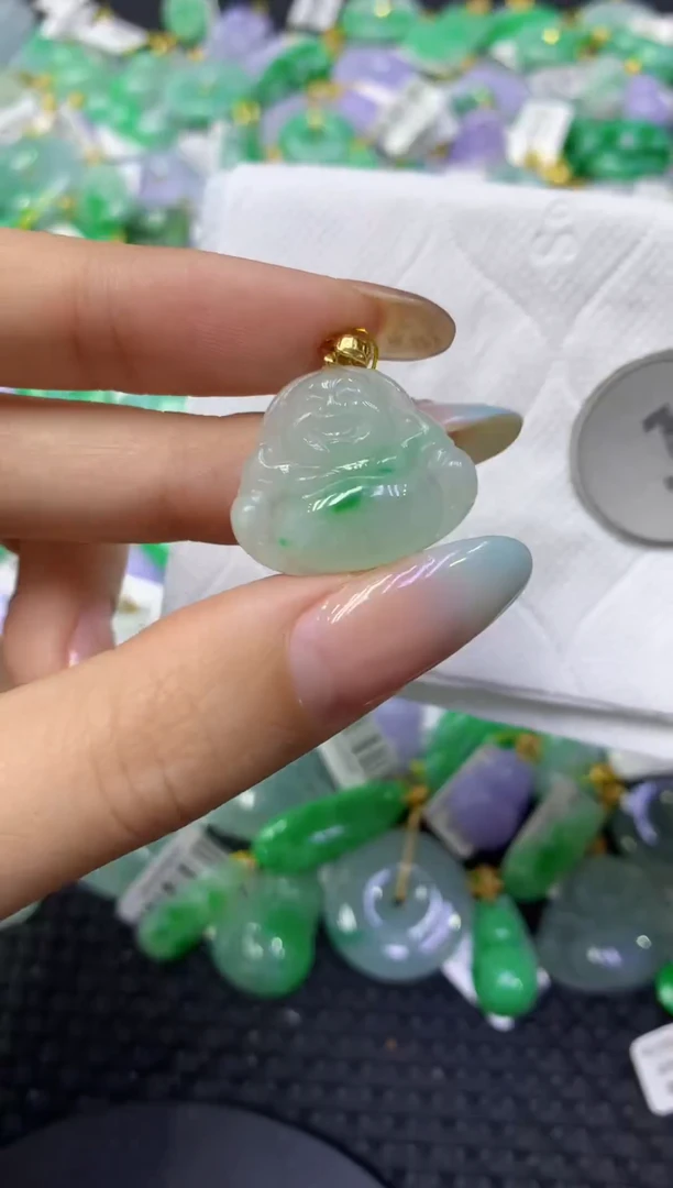 颈饰未镶嵌翡翠天然缅甸翡翠A货