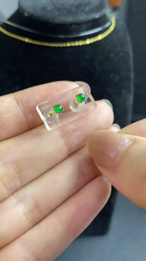 翡翠18K金镶嵌耳饰耳饰